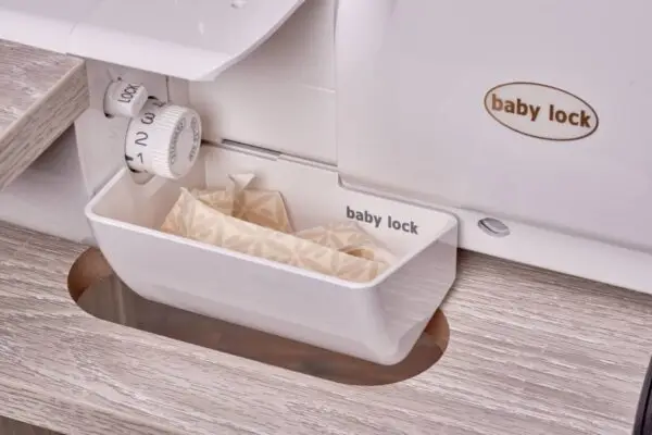Baby Lock Splendor 8-Thread Serger trim bin